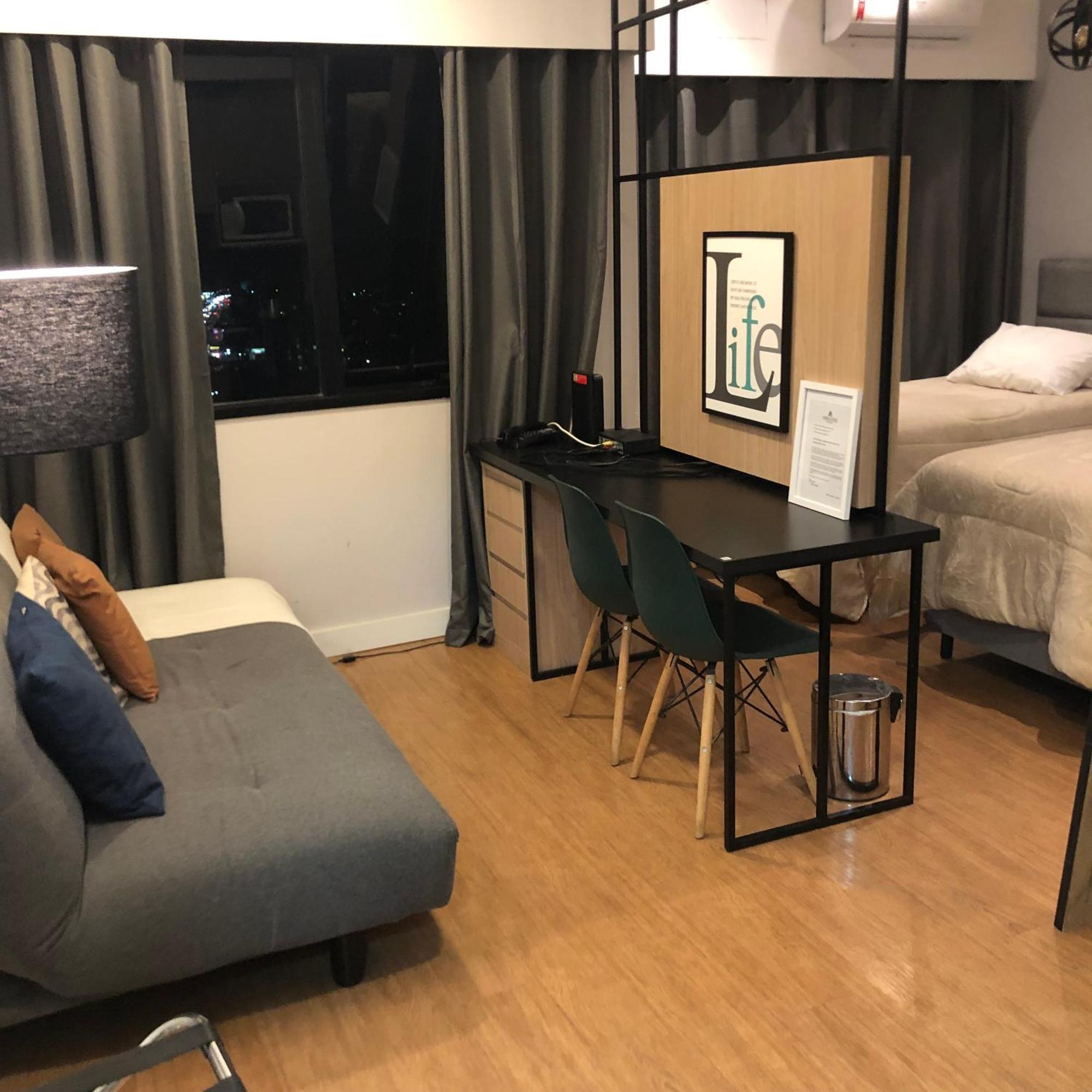 Apartamento Flat Maravilhoso Em Frente Ao Aeroporto De Congonhas - H1601 *